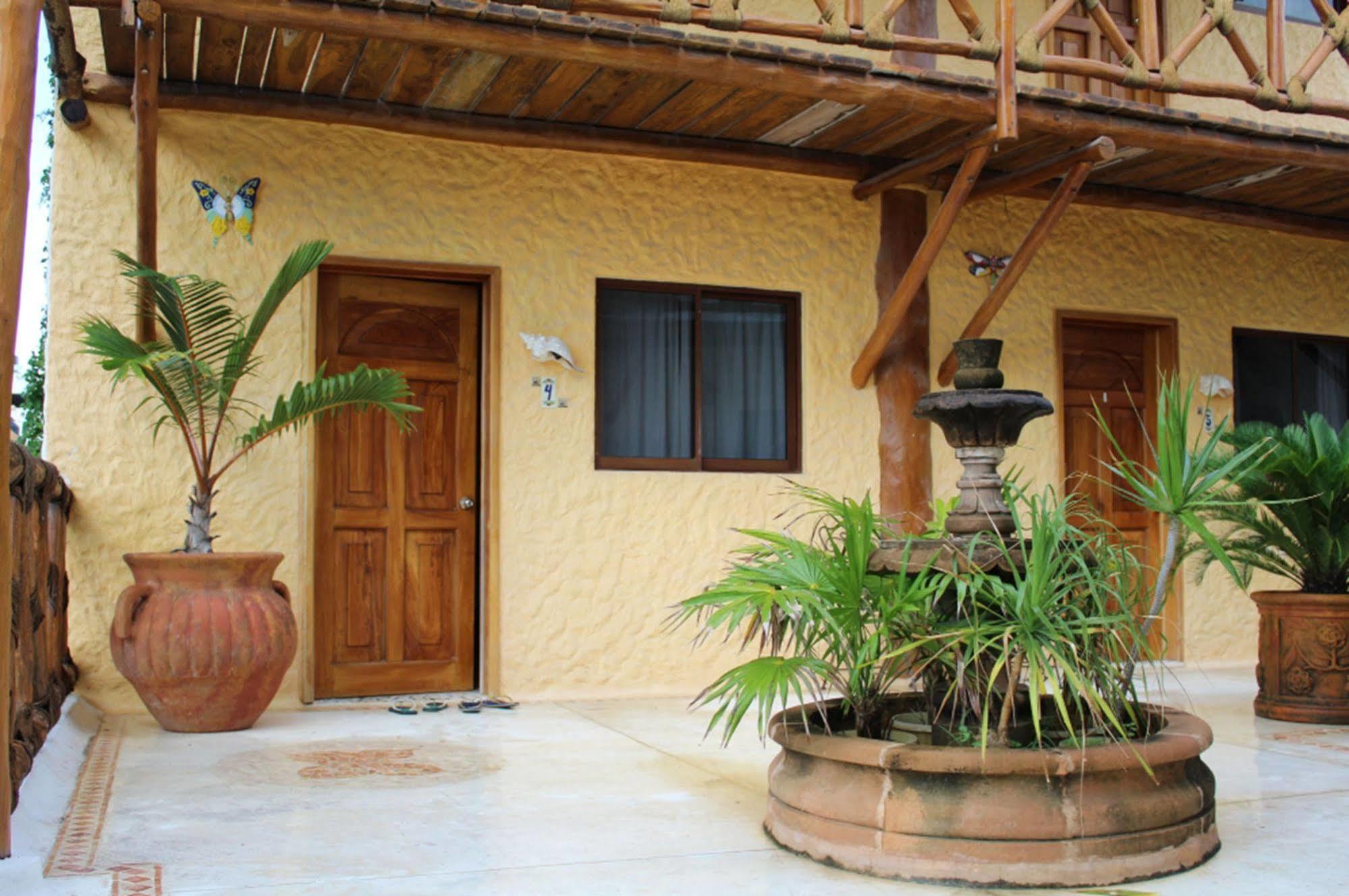 Hotel Casa Lupita Isla Holbox Exterior photo