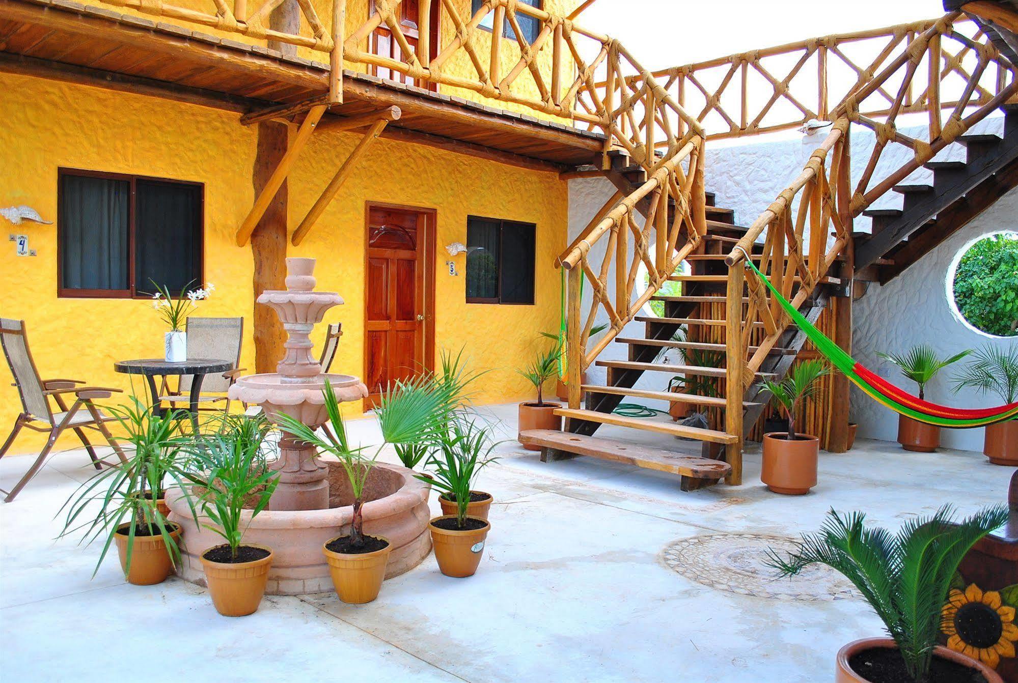 Hotel Casa Lupita Isla Holbox Exterior photo